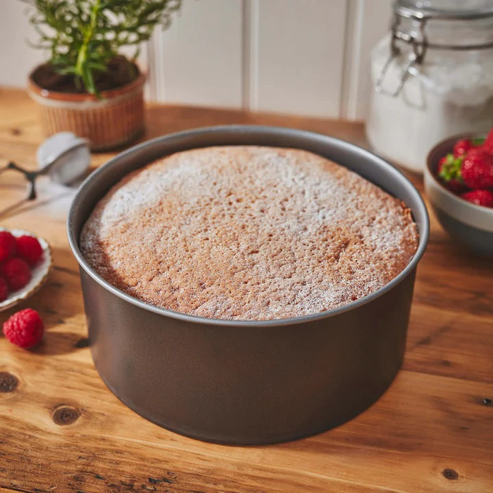 Wham B&S Loosebased Cake Tin - 18cm