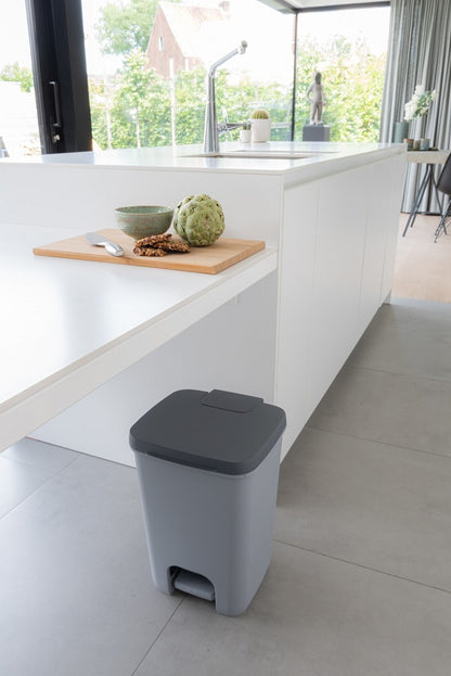 Curver Essential Bin 20 L