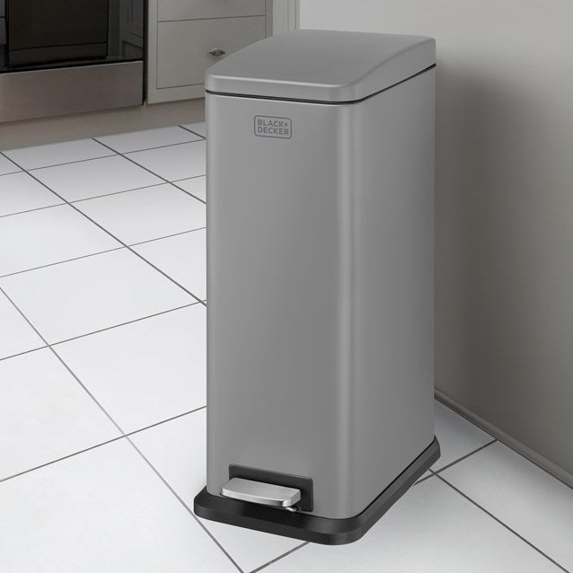 Black + Decker 20 L Bin - Grey