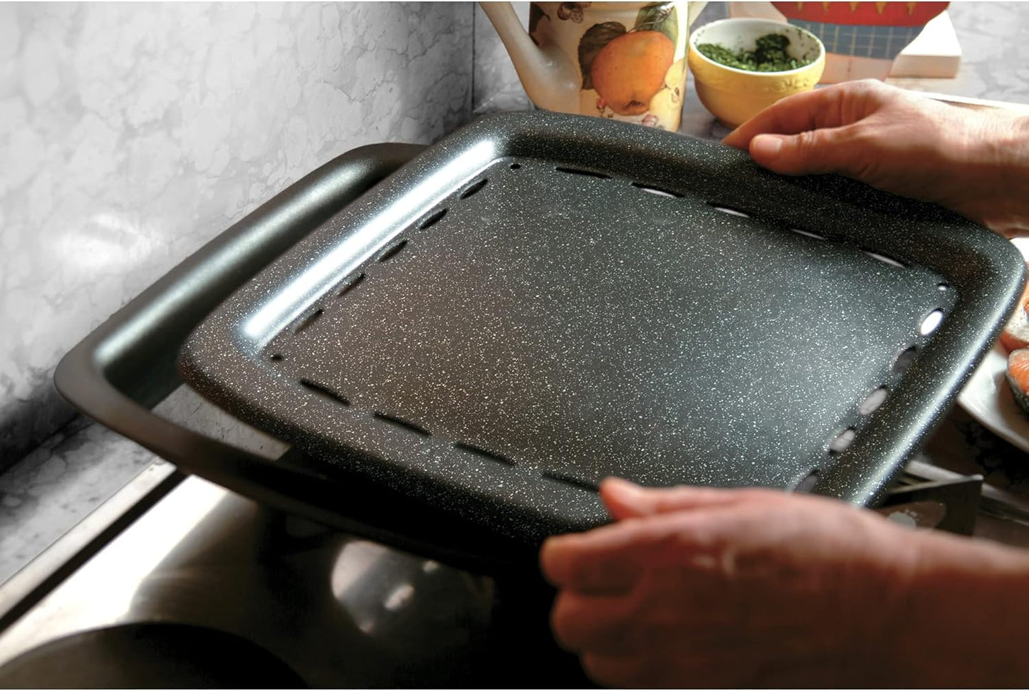 Moneta Etnea Smokefree Grill Plate ( 26cm x 26cm)